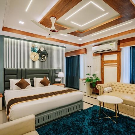 Excellency Airport Hotel Kochi Εξωτερικό φωτογραφία