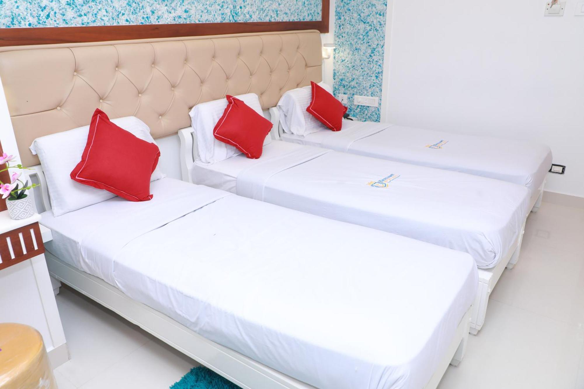Excellency Airport Hotel Kochi Εξωτερικό φωτογραφία