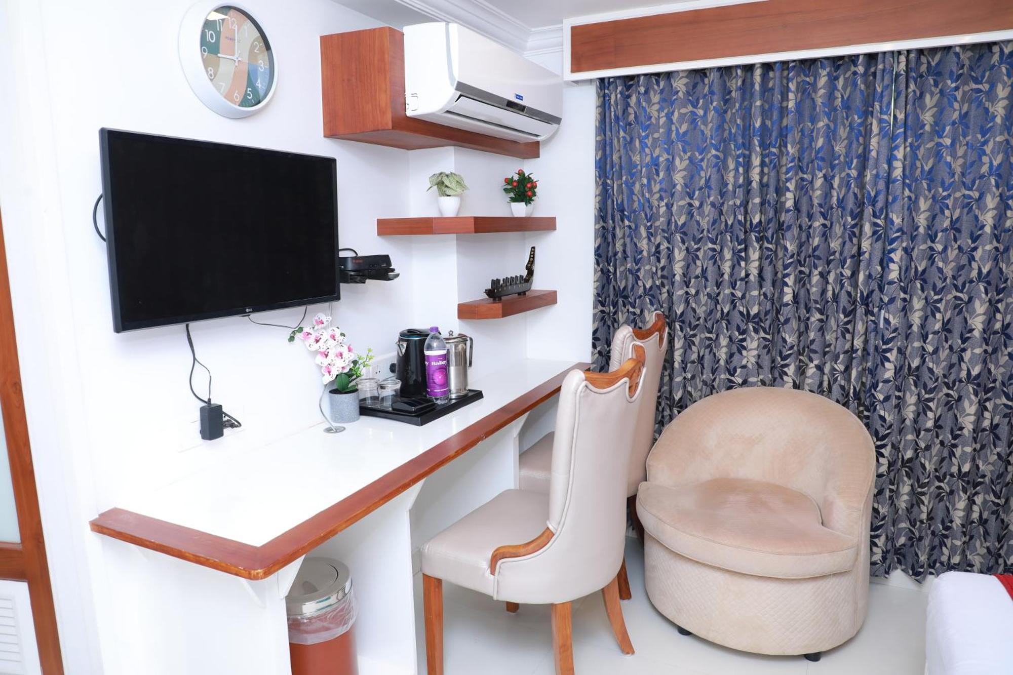 Excellency Airport Hotel Kochi Εξωτερικό φωτογραφία