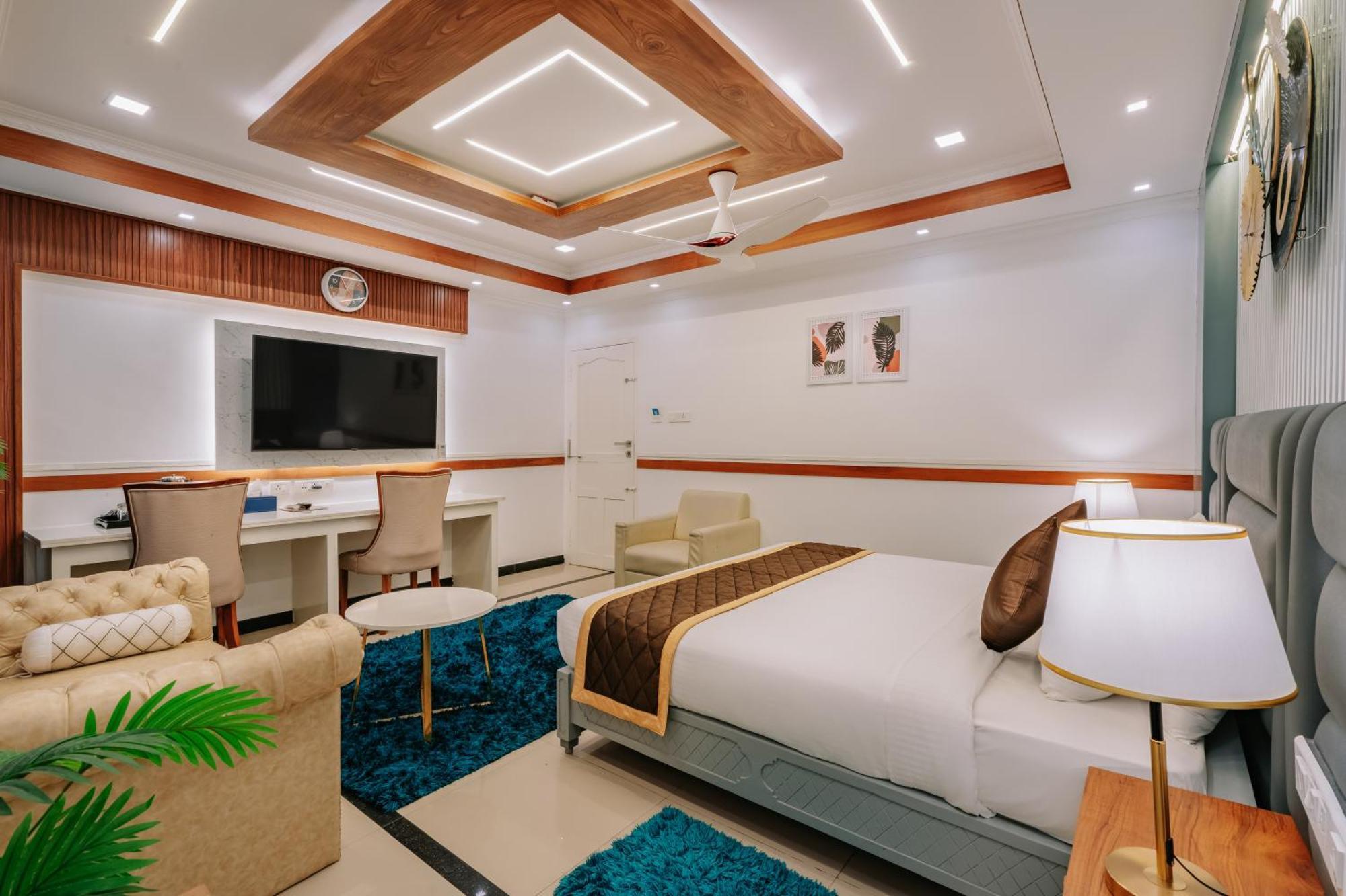 Excellency Airport Hotel Kochi Εξωτερικό φωτογραφία